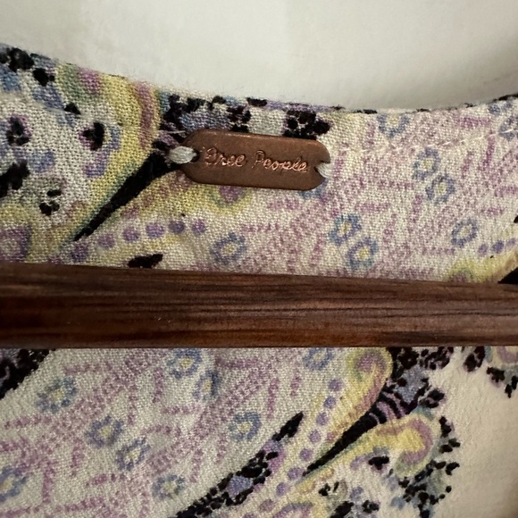 Free People Girl Talk Printed Tunic Top XSmall XS Ivory
Excellent condition. - Picture 10 of 12